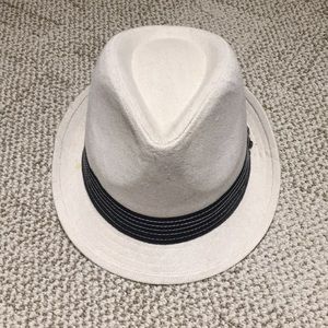 Women’s fedora